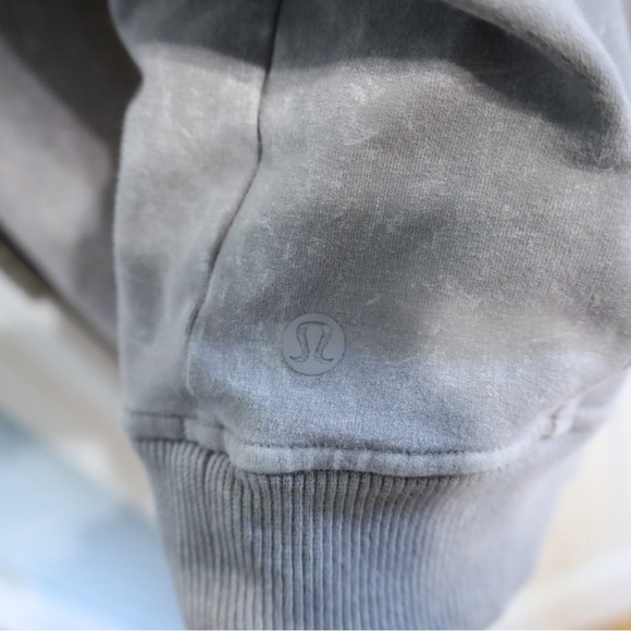 Lululemon Scuba Pullover *Wash Washed Dark Chrome Womens Size 4 - Picture 7 of 10